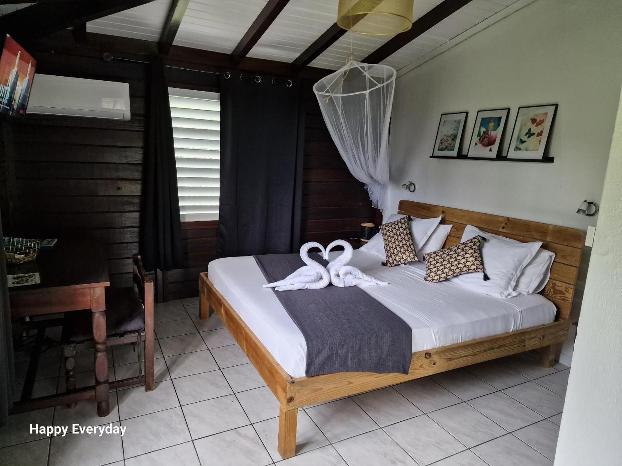 La Colline Verte Deshaies Room photo